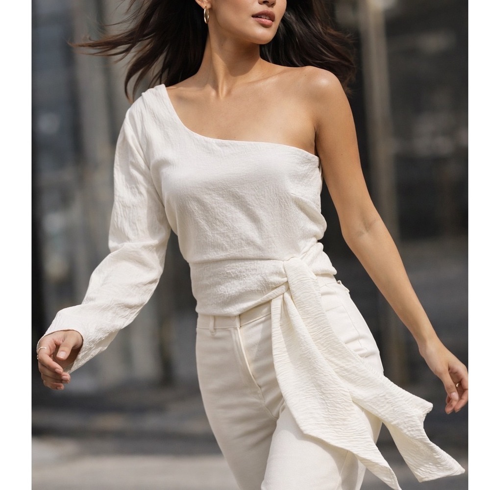 Emory Park One Shoulder Top Women Small White New Textured Side Tie M7036T